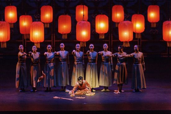Chinese Ballet: From the Nation to the World