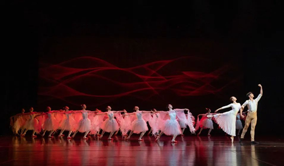The original intention of the century lasts for a long time, and the ballet "Return to Honglingyan" enters the land of Sanqin to present July 1st